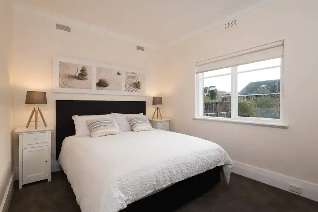 Room-image